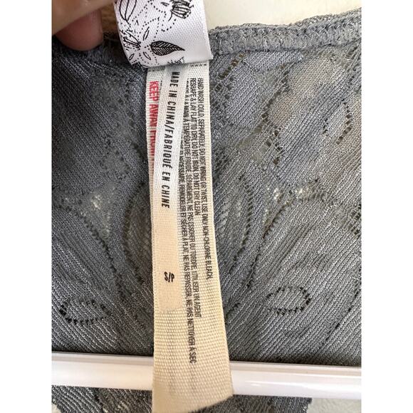 intimately Free People Women's Sz S Grey Lace Adella Longline Bralette Racerback - Picture 10 of 11